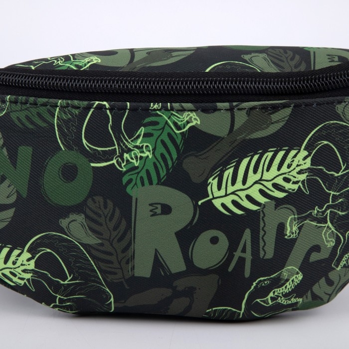 Сумка детская поясная для мальчика «Динозавры», на молнии, наружный карман, цвет зелёный