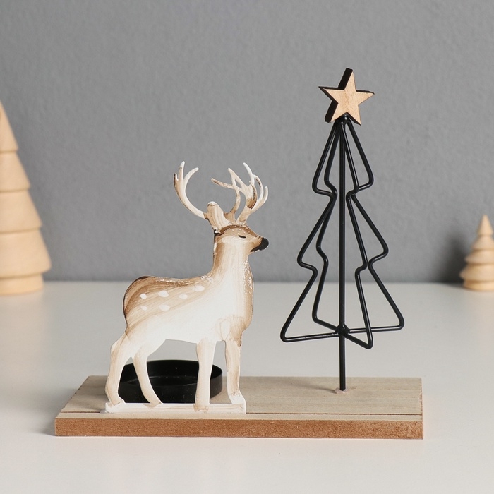 Подсвечник металл, дерево на 1 свечу "Олень у ёлочки" d=4 см 7,5х16х16 см