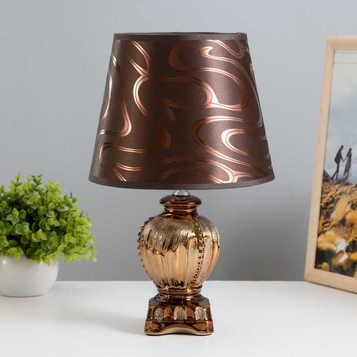 Настольная лампа Настольная лампа "Филиция" Е14 40Вт шоколадно-золотой 20х20х34см RISALUX