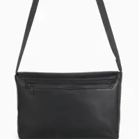 Сумка женская мессенджер на магните, 28&times;6&times;18 см, чёрный