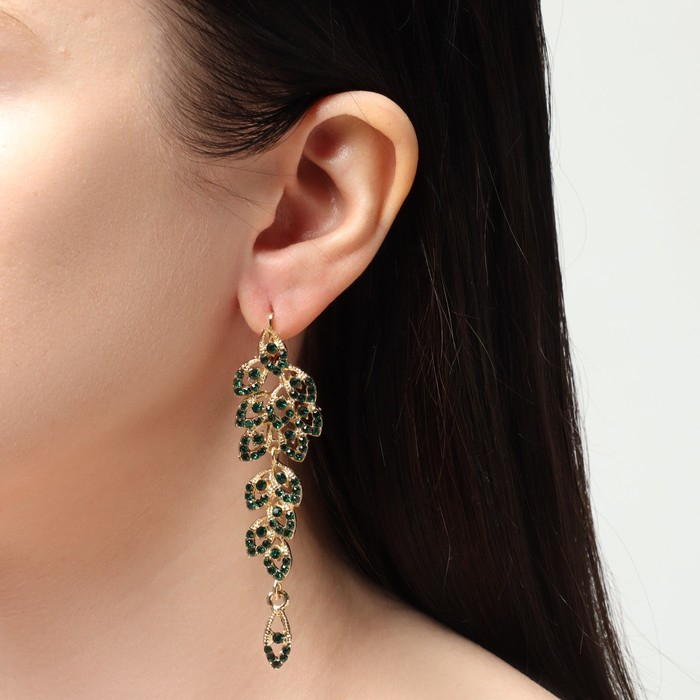 Серьги висячие со стразами «Вечерние» сплетение, цвет изумрудный в золоте, 8 см Серьги висячие со стразами «Вечерние» сплетение, цвет изумрудный в золоте, 8 см