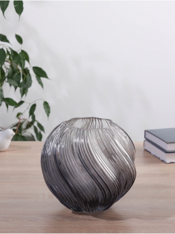 Ваза стекло настольная  Ваза стекло настольная "Маршар" d-9 см, 16х15 см, серый