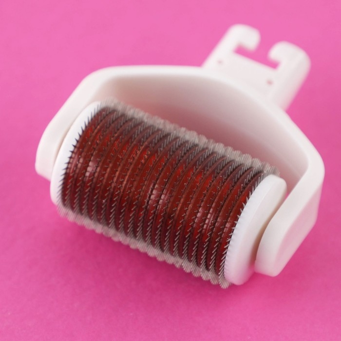 Массажер мезороллер «Вдохновляй красотой», со сменными насадками, 10 х 17 см Массажер мезороллер «Вдохновляй красотой», со сменными насадками, 10 х 17 см