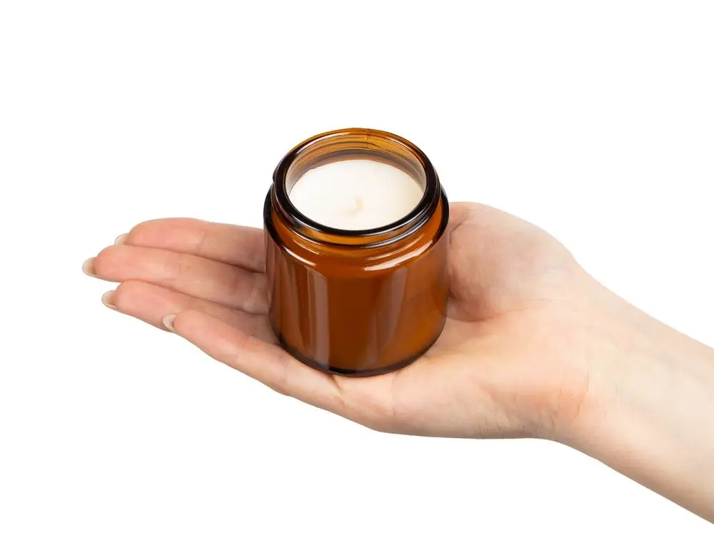 Свеча ароматическая Calore, кедр и кожа Свеча ароматическая Calore, кедр и кожа