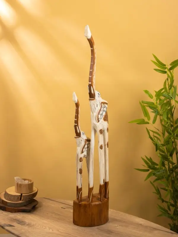 Сувенир Сувенир "Слоны" дерево 20х12х100 см, цв. белый