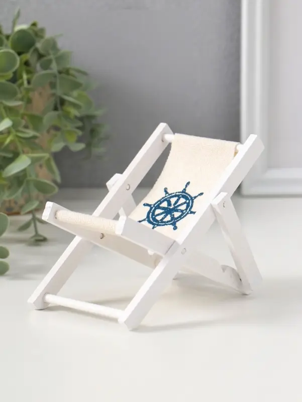 Сувенир дерево "Стул пляжный со штурвалом" 9х1х15,5 см