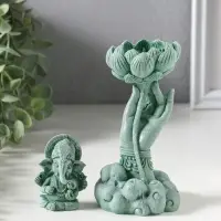Сувенир полистоун "Рука с лотосом и Ганешей" зелёный 7х7,3х18,5 см