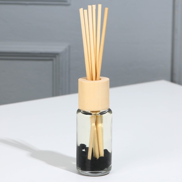 Диффузор ароматический «Home perfume», аромат черный лед, 30 мл.