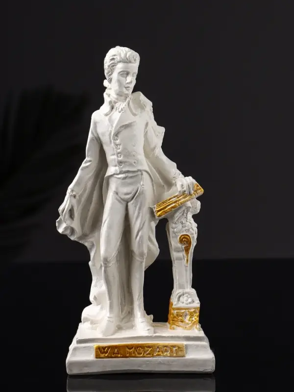 Фигура "Моцарт" 15х7 см , белый с позолотой