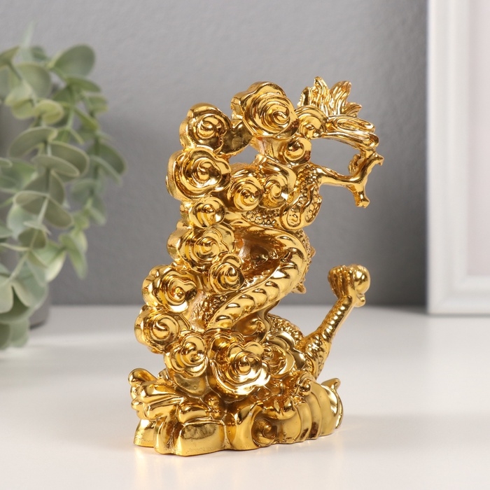 Нэцке полистоун Нэцке полистоун "Дракон силы и мудрости" золото 4,5х8,5х12,2 см