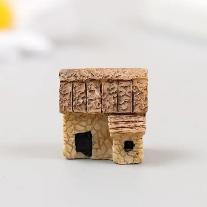Фигурка для флорариума полистоун «Хижина», 2×1.5×2 см, МИКС Фигурка для флорариума полистоун «Хижина», 2×1.5×2 см, МИКС