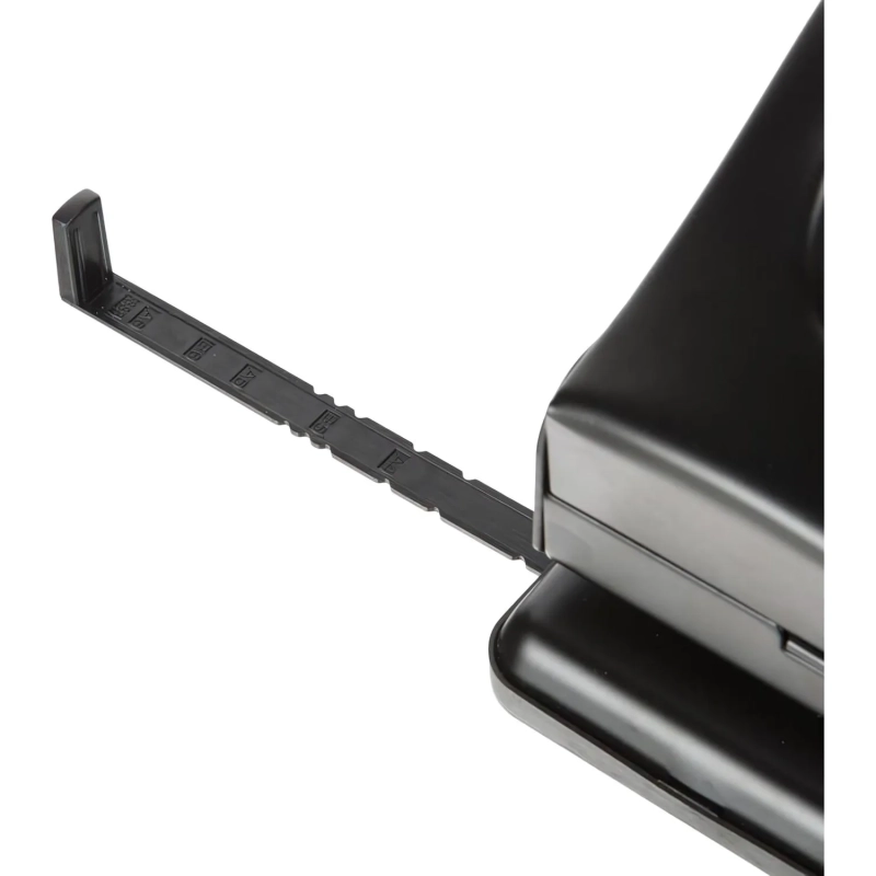 Дырокол металлический Attache до 65 листов, с линейкой, цвет черный