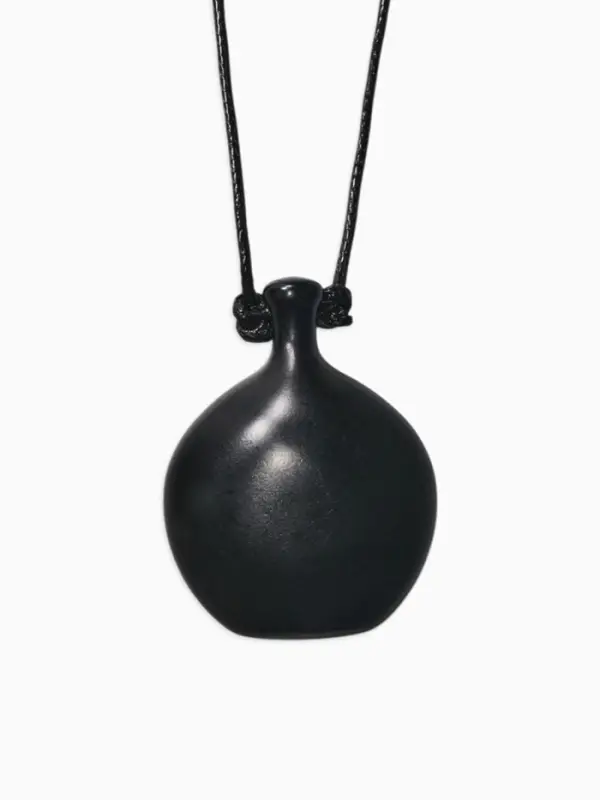 Кулон на шнурке стиль "Бутылёк", 90см, цвет чёрный