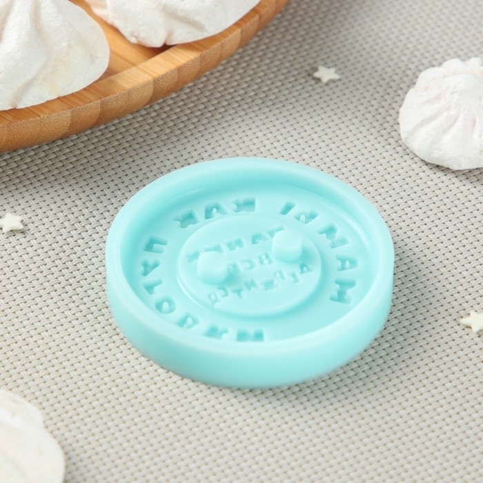 Силиконовый молд «Мамы, как пуговки», d=6 см, толщина 0,8 см, бирюзовый Силиконовый молд «Мамы, как пуговки», d=6 см, толщина 0,8 см, бирюзовый