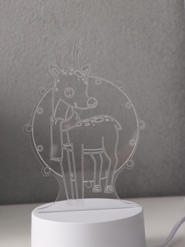 Светильник Светильник "Олень в гирлянде" LED RGB от сети RISALUX 9,5х10,4х16 см