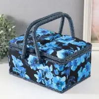Шкатулка для рукоделия и шитья &laquo;Голубые цветы на синем&raquo;, хранение ниток, иголок, мелочи, 19&times;26&times;14.5 см