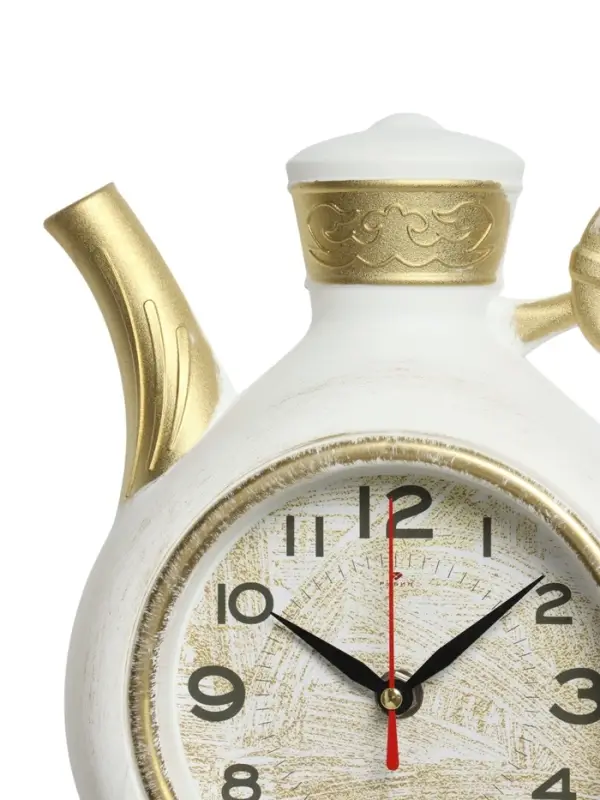 Часы настенные интерьерные &laquo;Сангино&raquo;, для кухни, бесшумные, 26.5&times;24 см, d=13 см, белые, от батарейки 1&times;АА