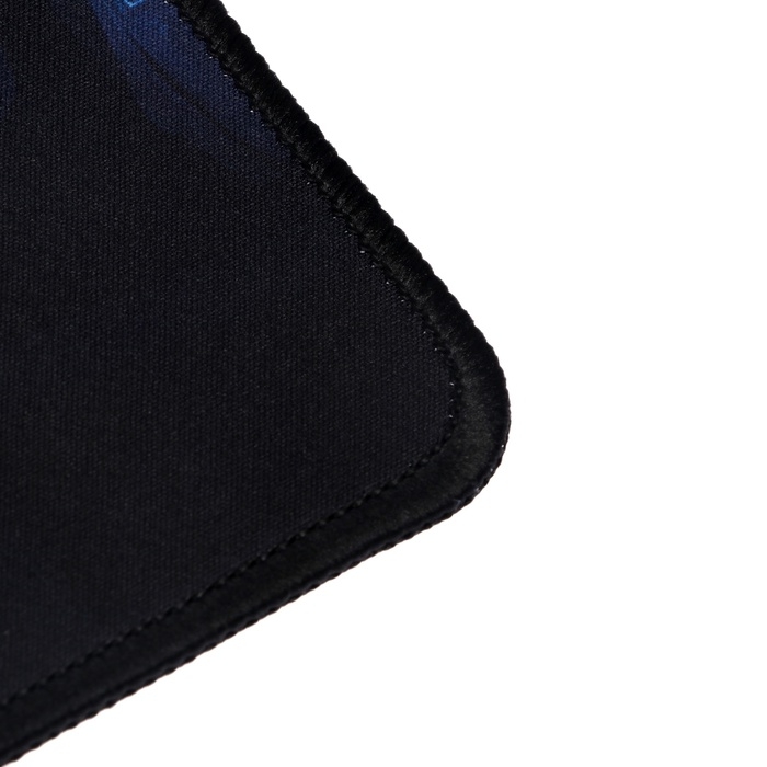 Коврик для мыши, 40х90х0.3 см, оверлок, город в стиле cyberpunk Коврик для мыши, 40х90х0.3 см, оверлок, город в стиле cyberpunk