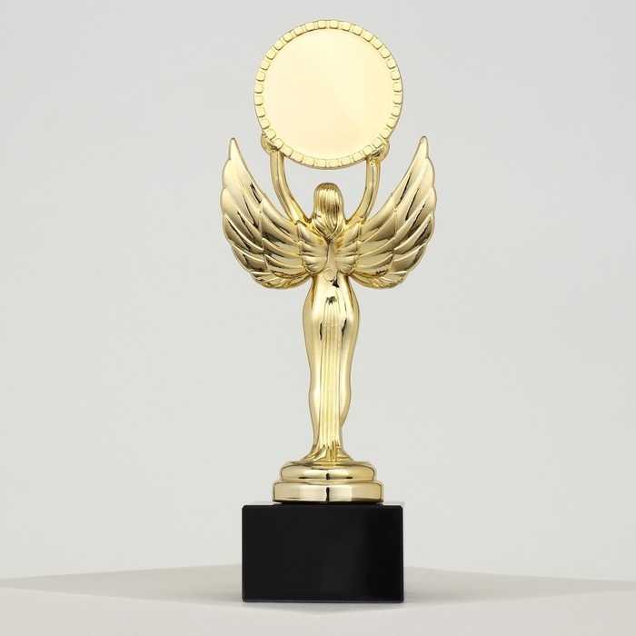 Наградная фигура «Ника с шаром», подставка камень черная, 19 х 7 х 5 см Наградная фигура «Ника с шаром», подставка камень черная, 19 х 7 х 5 см