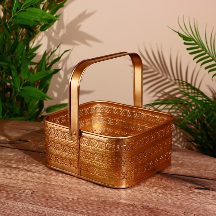 Кашпо металл 21х22х23 см Кашпо металл 21х22х23 см