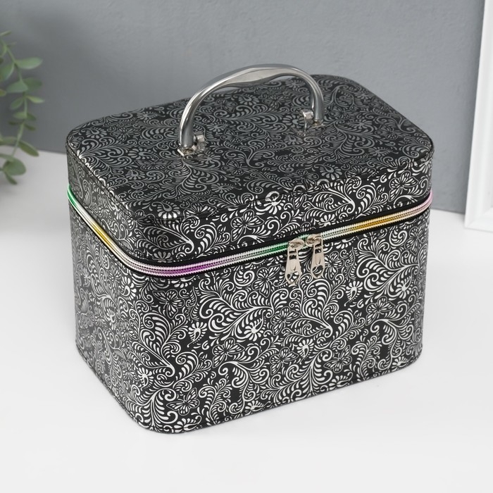 Шкатулка кожзам с зеркалом Шкатулка кожзам с зеркалом "Узоры, бабочки" чёрная н-р 3 шт 19х10,5х10,5 21х13х14 15х23х17см