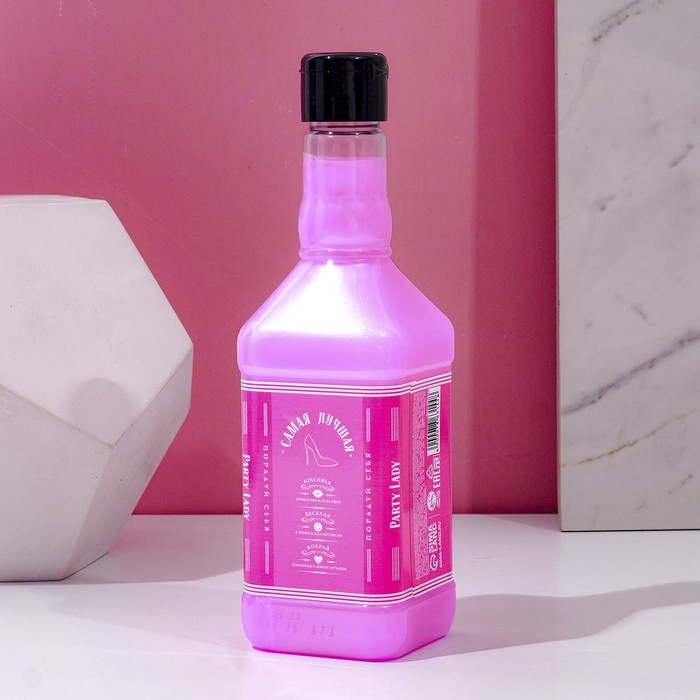 Пена для ванны во флаконе виски Party Lady, 500 мл, аромат клубничного вермута, Новый Год