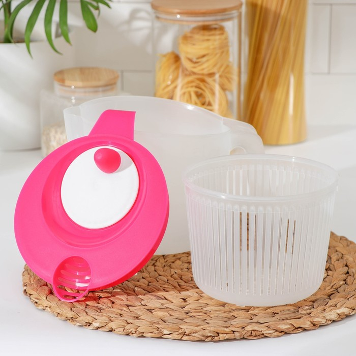 Сушилка для зелени с мерным кувшином, 1950 мл, 23×17×15 см, цвет МИКС Сушилка для зелени с мерным кувшином, 1950 мл, 23×17×15 см, цвет МИКС