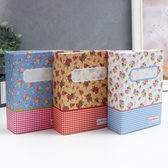 Фотоальбом на 100 фото 10х15 см Фотоальбом на 100 фото 10х15 см "Полотно с цветами" МИКС 16,5х12,5х5,5 см