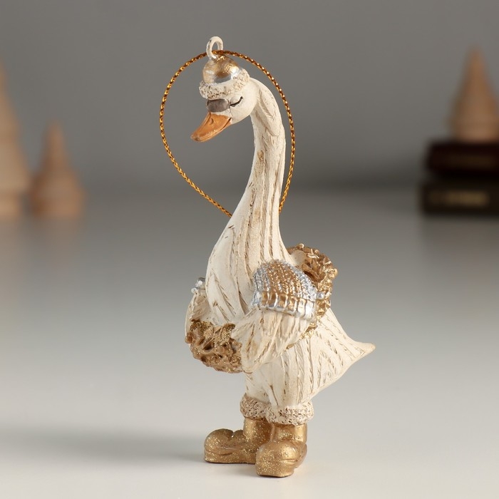 Сувенир полистоун подвеска Сувенир полистоун подвеска "Гусь в шапочке и ботинках" 5х4,5х11 см