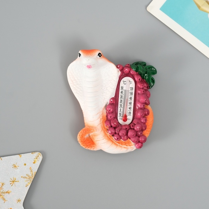 Магнит полистоун  Магнит полистоун "Кобра с термометром овощем/фруктом" МИКС 5х2х7 см