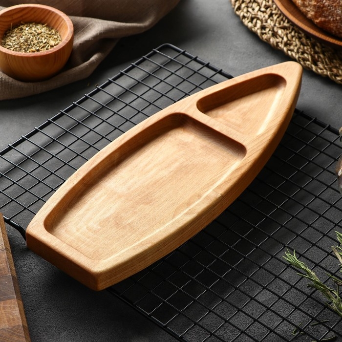 Менажница «Лодочка», 2 секции, d=30×1 см, берёза Менажница «Лодочка», 2 секции, d=30×1 см, берёза