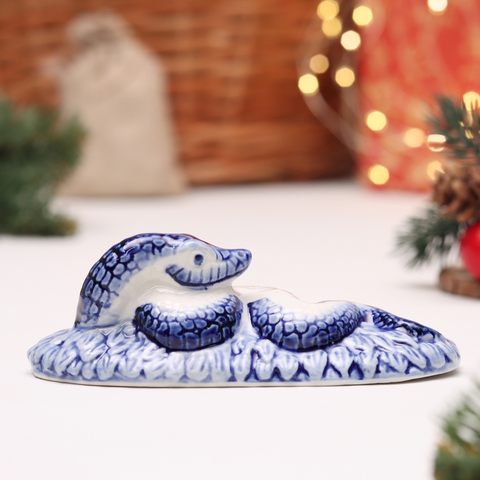 Сувенир Сувенир "Змея на лужайке", гжель, 13х6х5 см