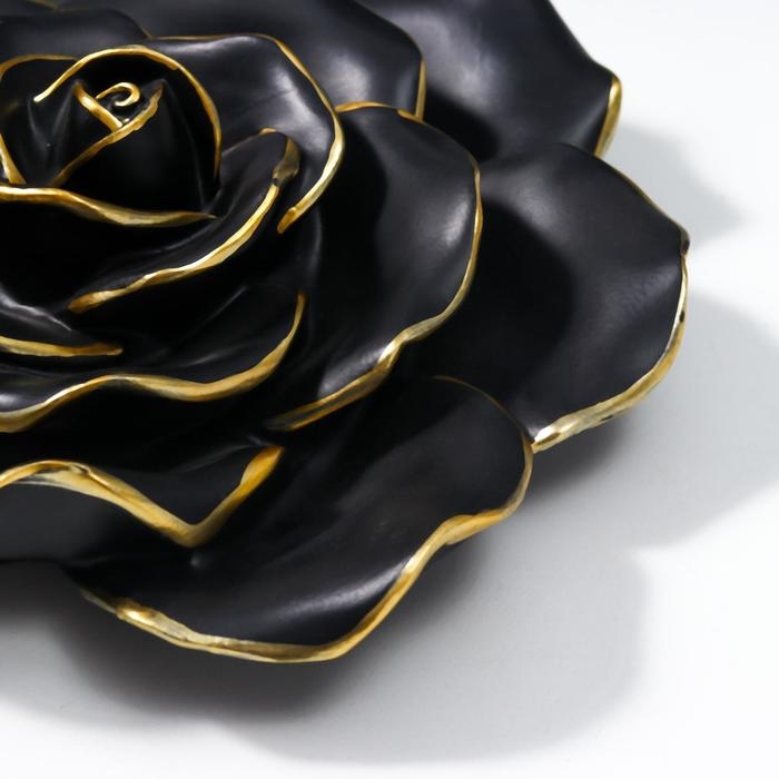 Сувенир полистоун панно  Сувенир полистоун панно "Чёрная королевская роза" с золотом 20х19х6 см