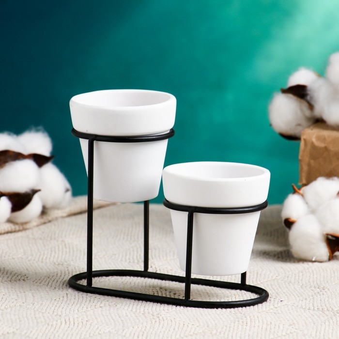 Набор кашпо  Набор кашпо "Дуэт" белое, на подставке, 12,5х11см