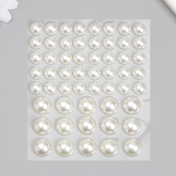 Наклейка пластик стразы Наклейка пластик стразы "Полужемчужины разных размеров" белые 9,5х11 см