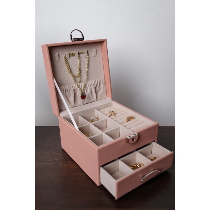 Шкатулка кожзам для украшений  Шкатулка кожзам для украшений "Сахарная вата" 16х16х11,8 см