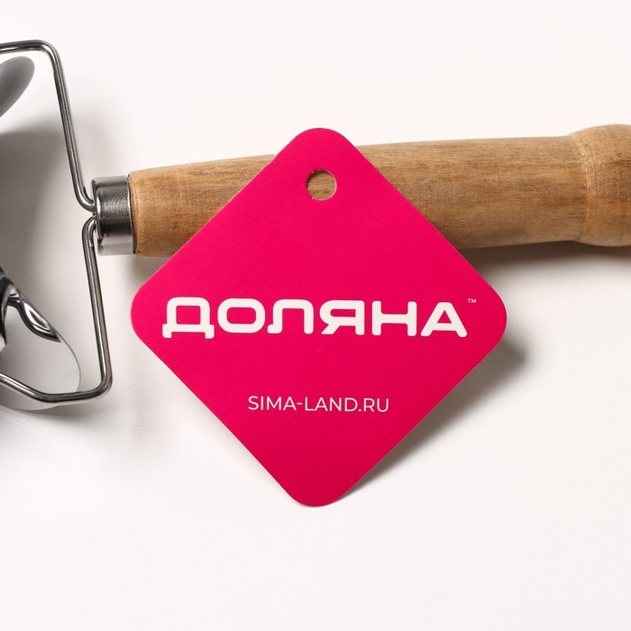 Ролик для вырезания кругов из теста Доляна «Профи», d=7 см, 16×10×5 см Ролик для вырезания кругов из теста Доляна «Профи», d=7 см, 16×10×5 см