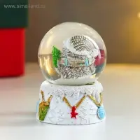 Снежный шар новогодний стеклянный &laquo;Совушка в колпаке, с ёлочкой&raquo;, d=4.5 см, 6&times;4.5&times;4.5 см