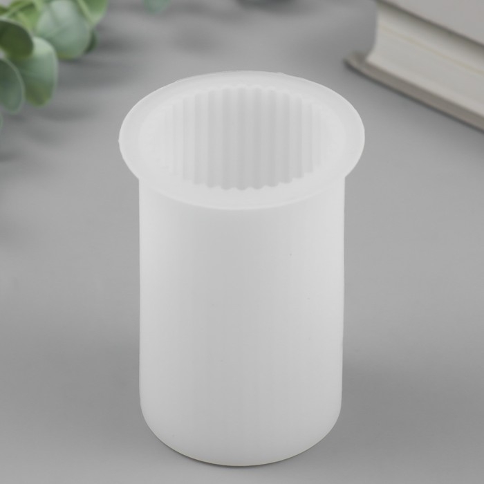 Молд силикон для свечи Молд силикон для свечи "Цилиндр. Полоски тонкие" 6,5х6,5х8,7 см