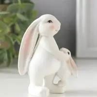 Сувенир полистоун "Заяц с зайчонком - возьми на ручки" 6,5х4х8,5 см