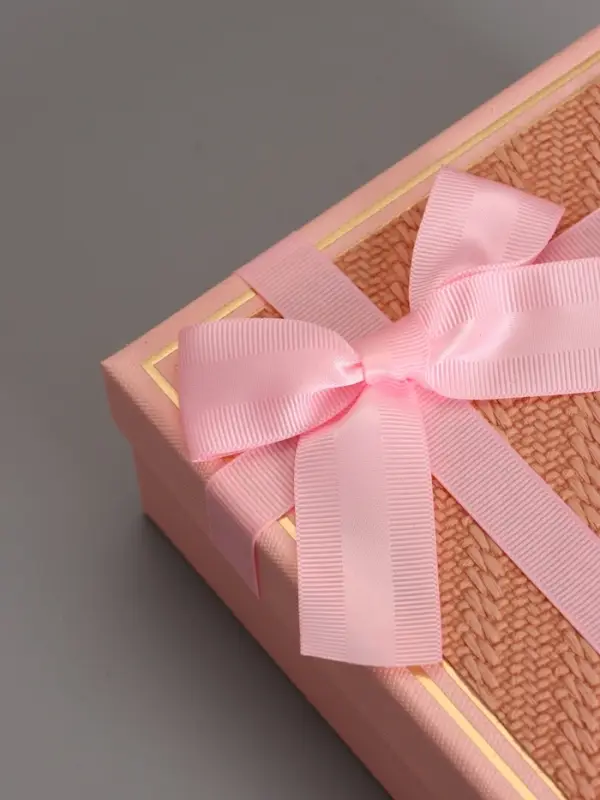 Наборок коробок 3 в 1 прямоугольные 19*19*9.8 17*17*8.0 15*15*6.5 см