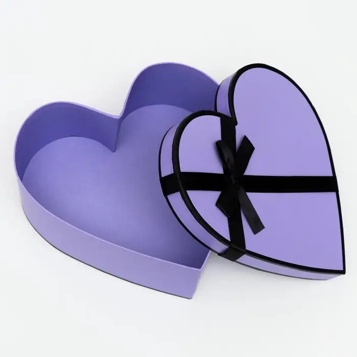 Набор подарочных коробок сердце 3 в 1, 33&times;32&times;11.5 - 26&times;25&times;9.5 см