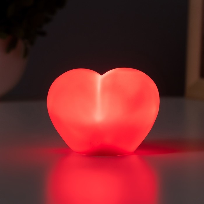 Ночник пластик Ночник пластик "Сердце" 2Вт LED красный 4х7,5х5см