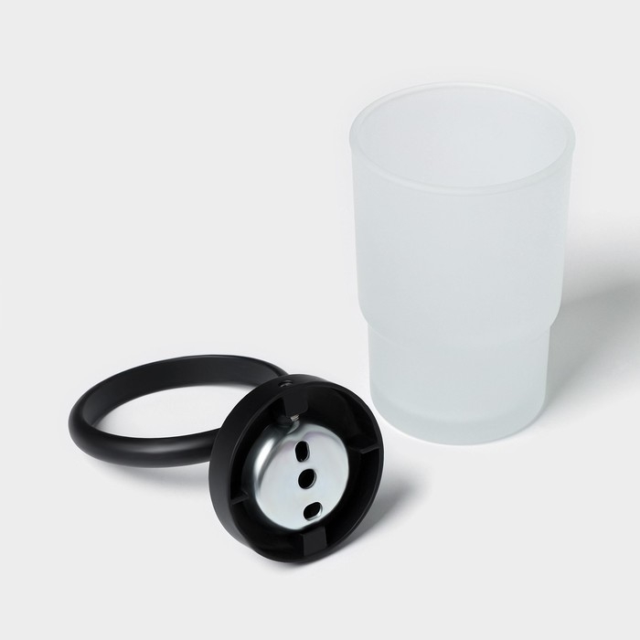Стакан стеклянный матовый с держателем Штольц Stölz Loft basic, цвет чёрный Стакан стеклянный матовый с держателем Штольц Stölz Loft basic, цвет чёрный