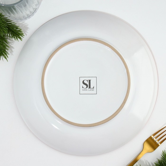 Новый год. Тарелка керамическая «Новогодняя сказка» красная, 22.5 см, цвет белый Новый год. Тарелка керамическая «Новогодняя сказка» красная, 22.5 см, цвет белый