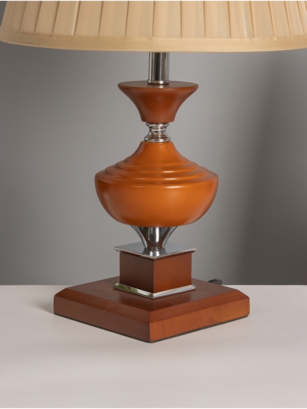 Лампа настольная BayerLux ЭКО Лампа настольная BayerLux ЭКО "Крон" 1х40Вт Е27 коричневый/бежевый 30х30х49см