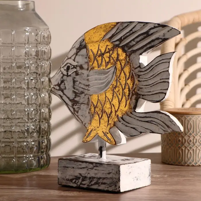 Сувенир  Сувенир "Золотая рыбка" дерево, на подставке 15х9х25 см