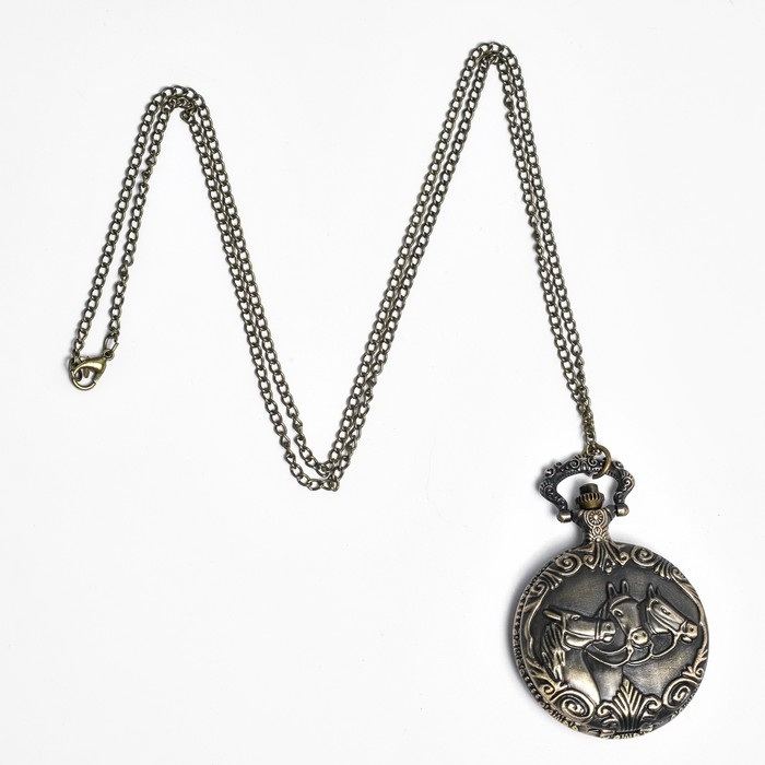 Часы карманные Часы карманные "Тройка лошадей", кварцевые, цепочка l-37 см, d-4.5 см