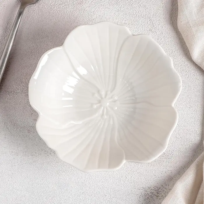 Блюдо &laquo;Цветочек&raquo;, 15.5&times;4.5 см, керамика