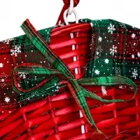 Корзина плетеная 32 х 32 х 14 см, ручка h=14 см красный НГ ткань